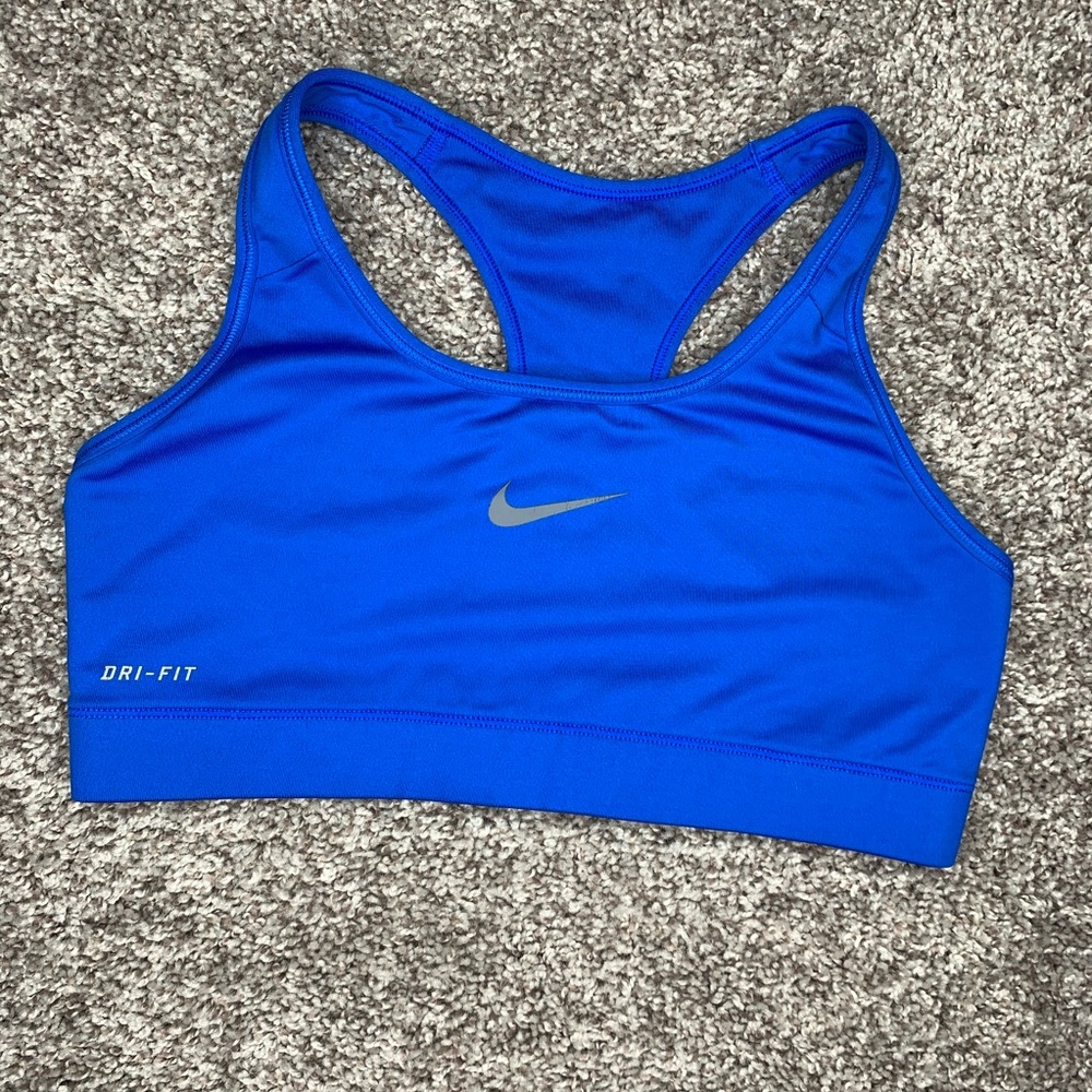 NIKE SPORTS BRA SZ MEDIUM